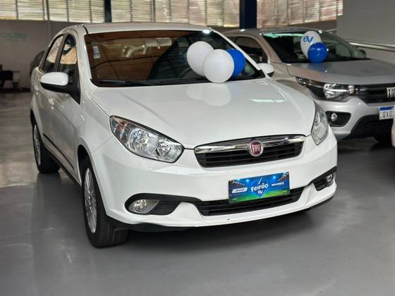 FIAT GRAND SIENA 1.6 MPI ESSENCE 16V FLEX 4P MANUAL